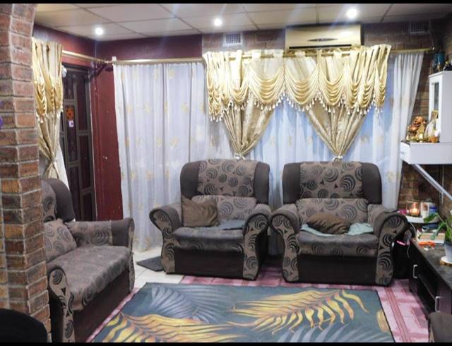 3 BEDROOM HOUSE FOR SALE IN MOORTON
